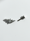 Piercing labret titanio 16G, combinacion de zirconias gota y circulo - piercings Mundo Chic