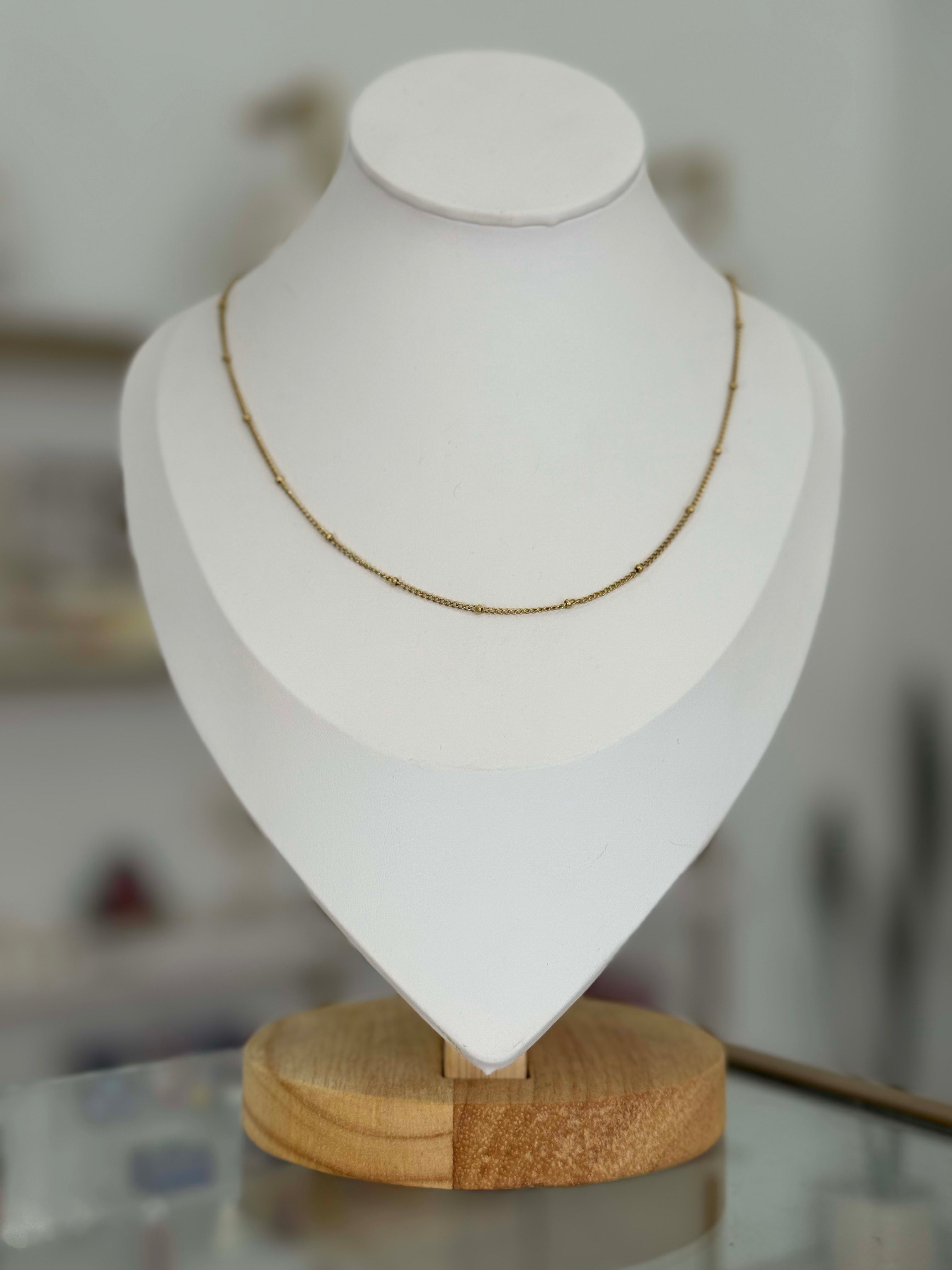 Collar delicado de bolitas. - collares Mundo Chic