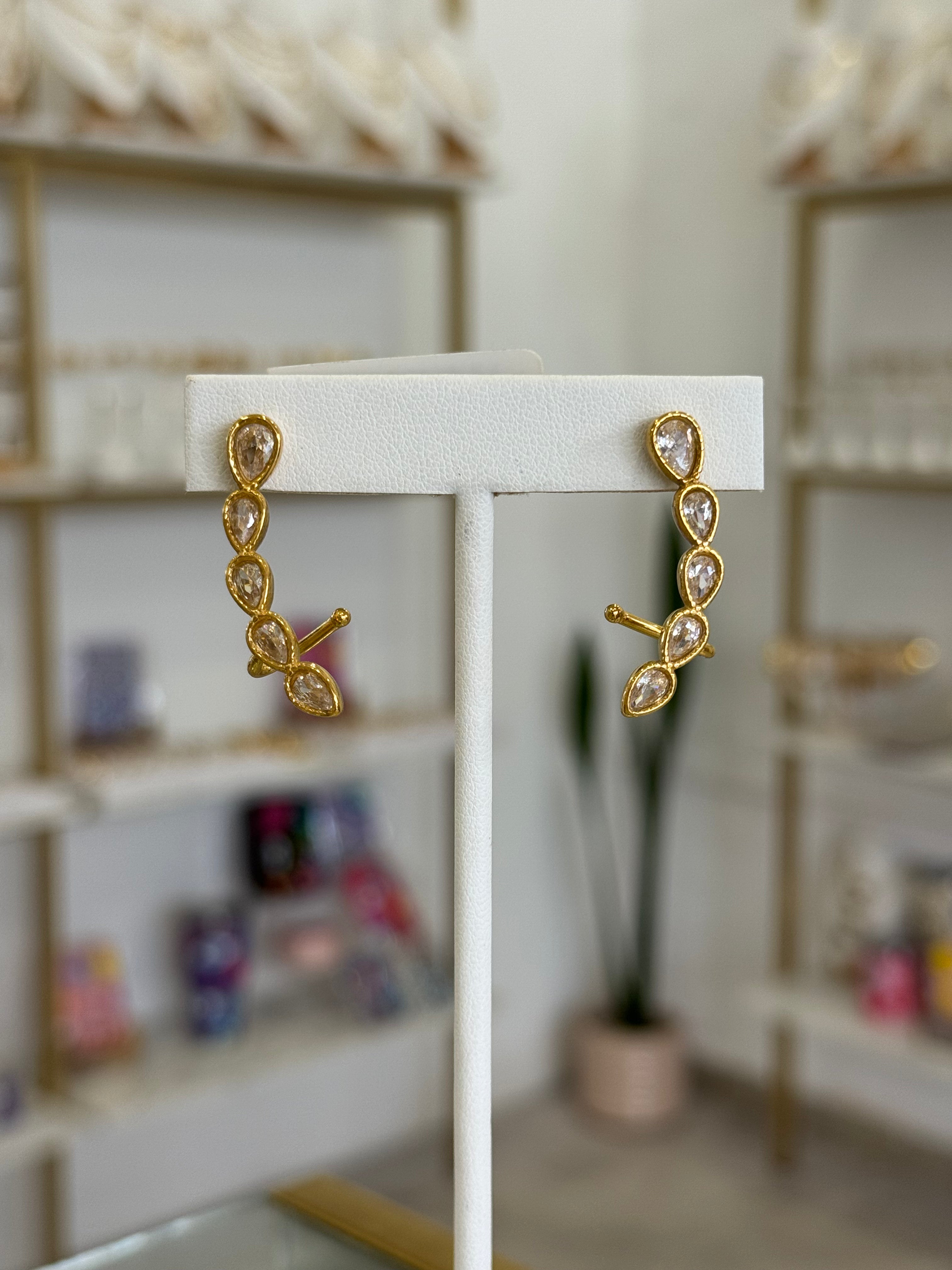 Ear Climber Zirconias Dorado Trendy Acero Inoxidable - aretes Mundo Chic