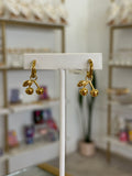 Aretes Cerezas Doradas Acero Inoxidable - aretes Mundo Chic
