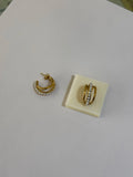 Arracada Triple Cristales En Medio Acero Inoxidable 18k - 111 - aretes Mundo Chic