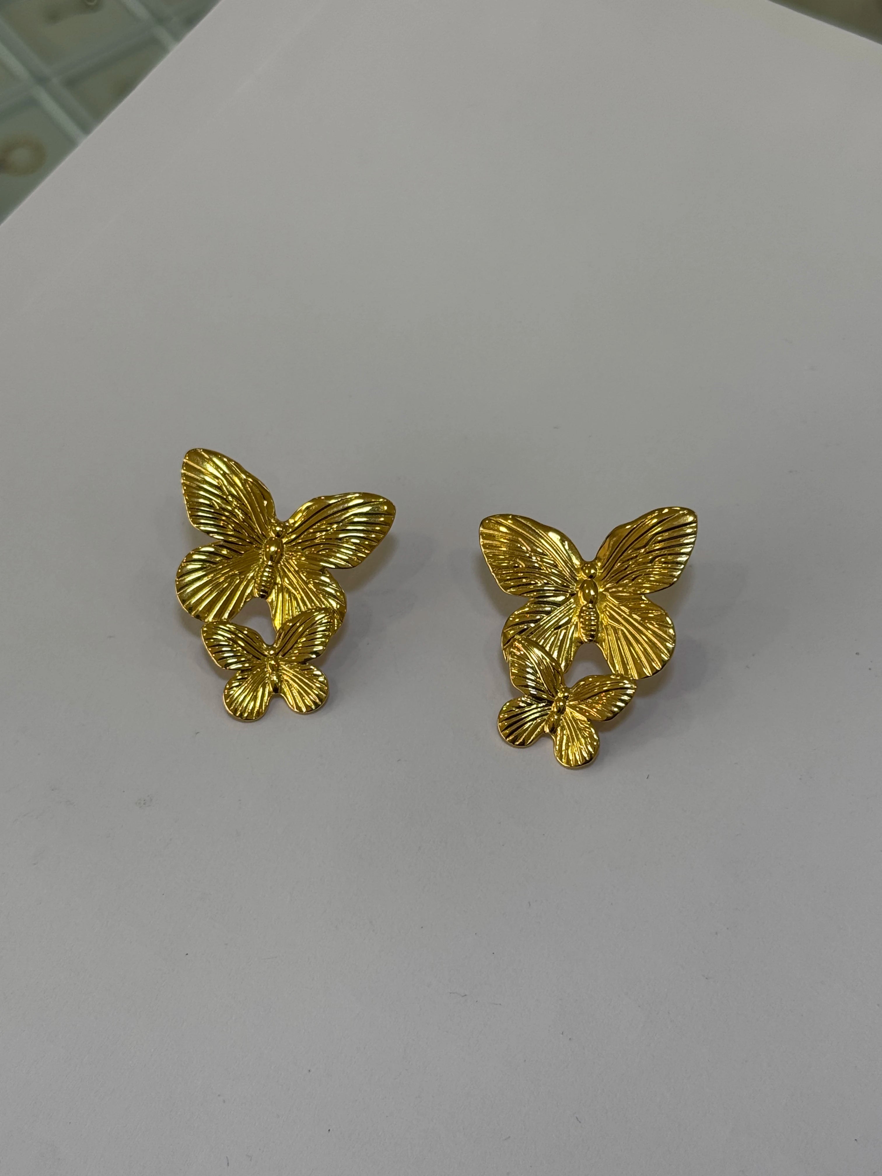 Aretes Mariposas Acero Inoxidable 18k - aretes Mundo Chic