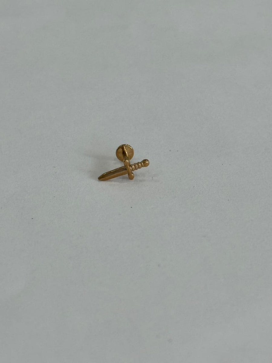 Espada dorada. Piercing labret de acero quirúrgico 316L - piercings Mundo Chic