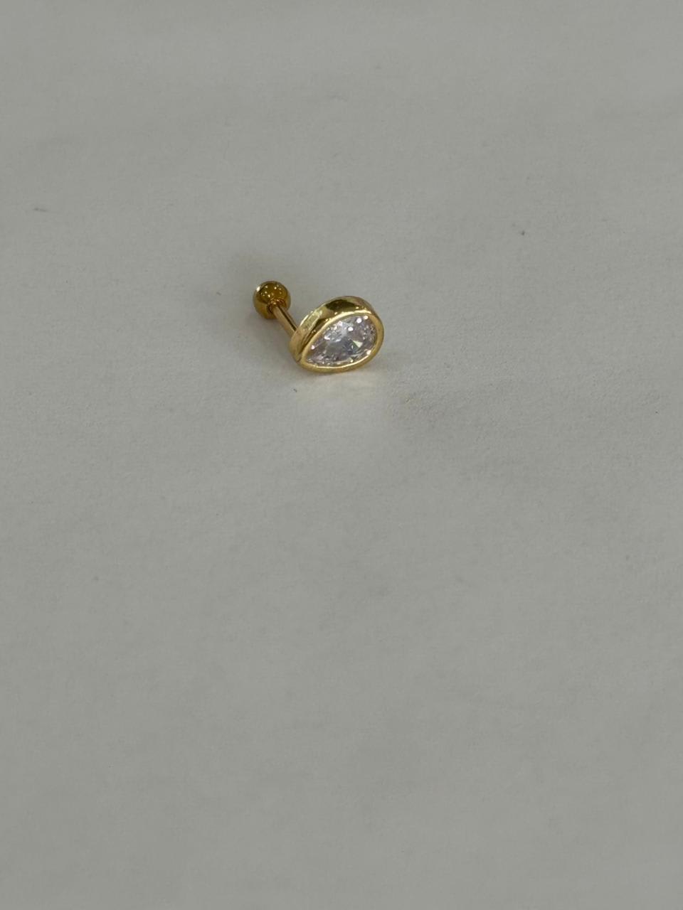 Gotita chapa de oro. Poste de acero quirúrgico 316L - piercings Mundo Chic